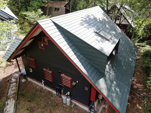 北杜市　屋根カバー工事